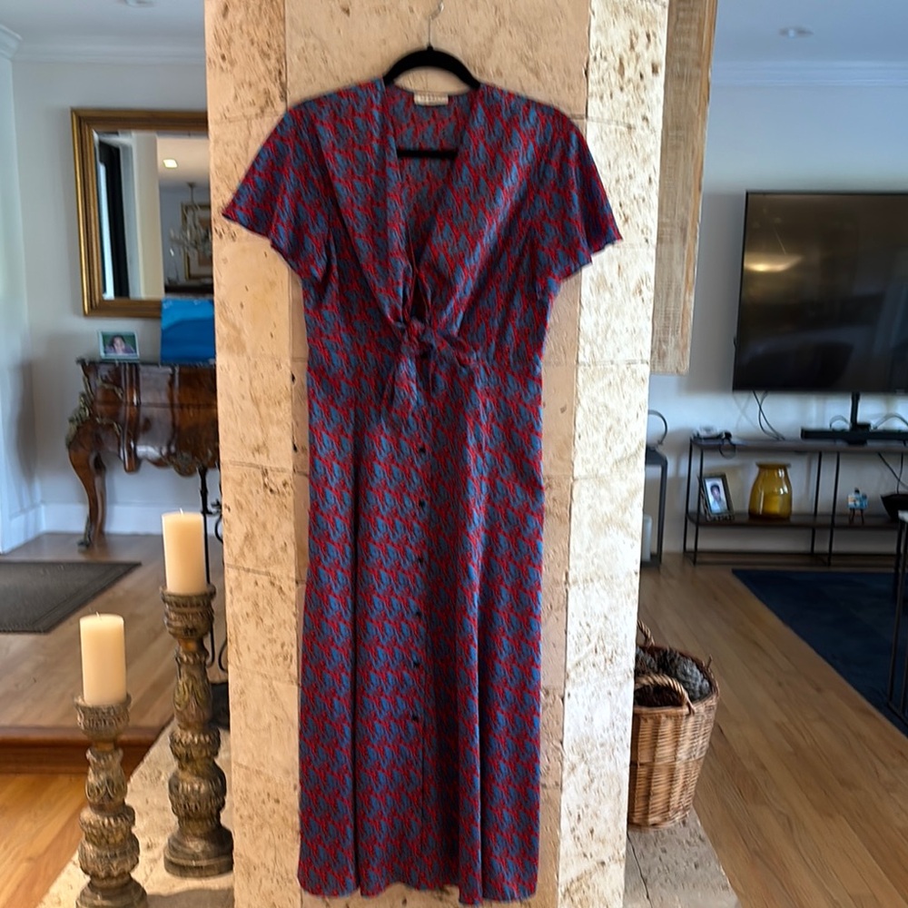Elegant Blue and Red Patterned Women's Dress